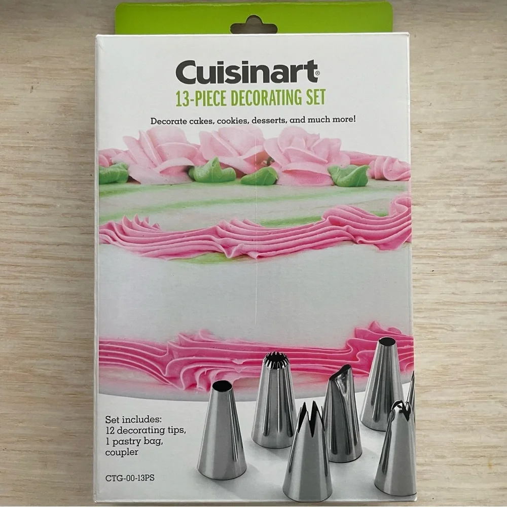 Cuisinart 13 piece decorating kit